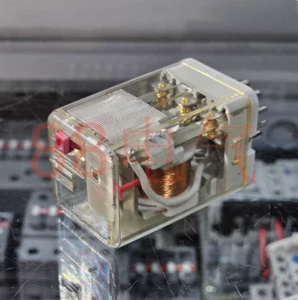 1 Stück gebrauchtes Kuhnke RS8427-24VDC Relais - Bild 1 von 1