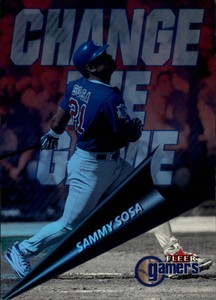2000 Fleer Gamers Change the Game #9 Sammy Sosa - Chicago Cubs