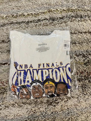 Fanatics Golden State Warriors 2022 NBA Finals Champs Caricature T-Shirt Large L Cover