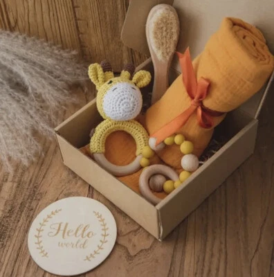 Sonajero bebé ganchillo jirafa/bebé set de regalo, recién nacido bienvenida bebé, baby shower. Foto 1 de 3