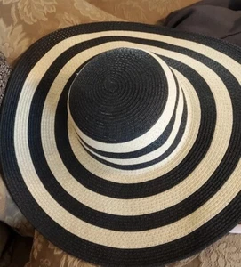 Stone Age Wide Brim Hat Two Tone Striped Parisienne Natural Straw Sombrero - Picture 1 of 5