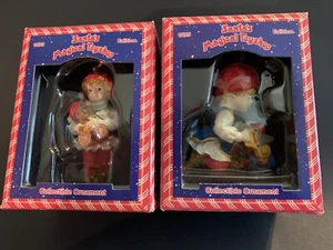 TWO *Santas Magical Toyshop *1995*Hand Painted Xmas Ornaments NIB* RARE - Picture 1 of 8