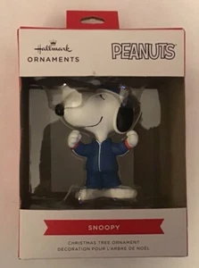 2024 Hallmark Snoopy Team USA Peanuts Christmas Tree Ornament - Picture 1 of 3
