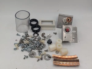 Forma Thermo Scientific 3110 Inkubator Hardware, versch. Schrauben Muttern Beschläge usw. - Bild 1 von 2