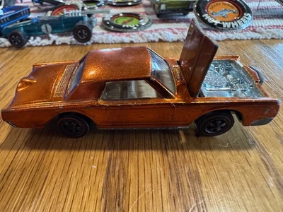 ¡MIRA! Mattel Hot Wheels 1968 naranja personalizado Continental Mark 111 ¡Coche Redline! Foto 1 de 4