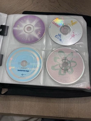 y2k 90s 2000s CD BINDER Lot Of 88 Cds Misc Mixes, Rap, Pop, NOW, Totally Hits Foto 1 de 4