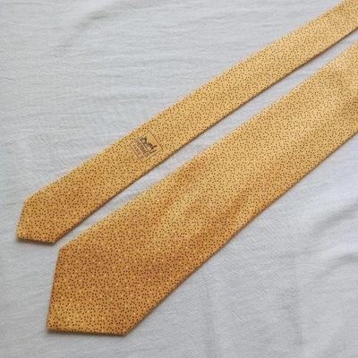 Corbata Hermes Paris Punto Amarillo 100% Seda Hecha en Francia Lujo Usada Foto 1 de 4
