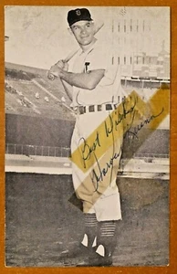 Harvey Kuenn 1954 Original Signed Postcard - Picture 1 of 2