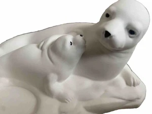 PartyLite Nature’s Wonders Arctic Mama Robbe und Baby Robbe Teelichthalter weiß - Bild 1 von 20