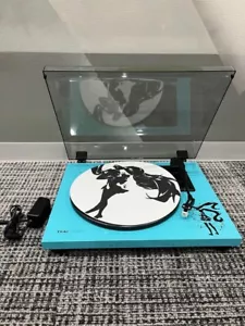 Hatsune Miku x TEAC Bluetooth Analog Record Turntable Player TN-180BT-MIKU - Picture 1 of 13