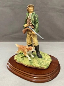 STATUETTE SCULPTURE COLLECTOR MADE IN ENGLAND THE LEONARDO COLLECTION GAMEKEEPER - Picture 1 of 12