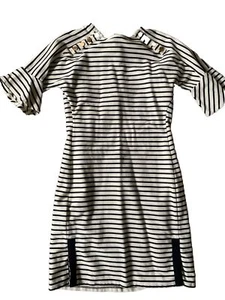 Ann Taylor off weiß marineblau gestreiftes Kleid Glockenärmel goldene Knöpfe nautial - Bild 1 von 11