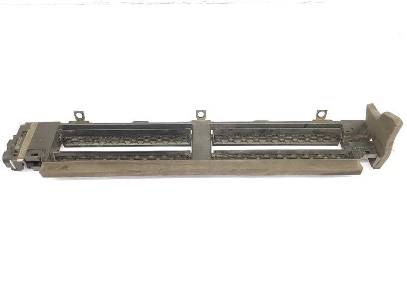 2017 ON MK2 SUBARU XV RADIATOR AIR DEFLECTOR 52811FL140 - Image 1 of 4