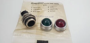 (1) NOS NUOVO VINTAGE DIALETTALE Indicatore Luce Dialco Vetro Rosso/Verde 75W 125V - Foto 1 di 5