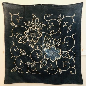 Antique Japanese Textile Aizome Tsutsugaki Furoshiki Arabesque BORO 127cm×123cm - Picture 1 of 20