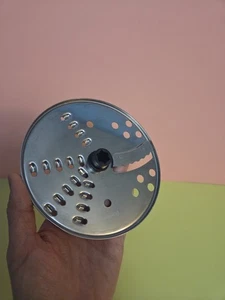 Black & Decker Food Processor FP4200 Reversible Metal Shredder Slicing Blade - Picture 1 of 10