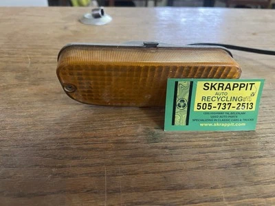 B010. Señal de giro Toyota Corolla 1982-1983 Foto 1 de 4