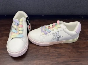 Art Class Sneakers Kaitlyn Girls Sz 5 Glitter Star Low Top Court White Rainbow - Picture 1 of 10