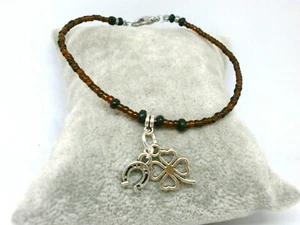 Pulsera " Suerte " con mostacillas marrónes - cierre de mosquetón - Imagen 1 de 5