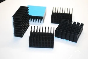 5PCS 35x35x13.5mm 3M Thermal Adhesive Aluminum Cooling Tape Pad Chips A228 - Afbeelding 1 van 3