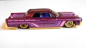 NEW Hot Wheels . .64 LINCOLN CONTINENTAL HW SLAMMED .. Loose New to display - Picture 1 of 7
