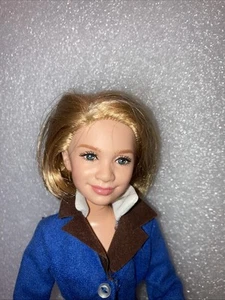 Mattel Mary-Kate and Ashley Olsen Twins - ASHLEY ONLY Doll 1999 - 25877 - Picture 1 of 3