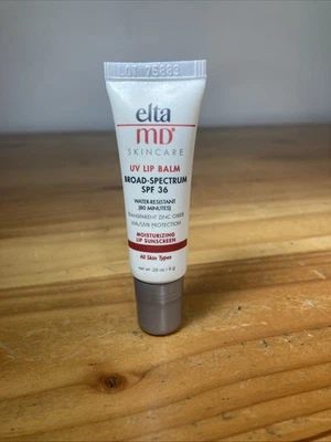 Bálsamo labial amplio espectro Elta MD FPS 36 0,28 oz B4 Foto 1 de 4