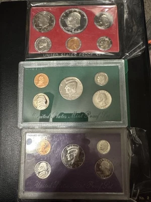 Lot Of 3 United States Proof Sets 1974 S 1991 S 1994 S - Image 1 of 2