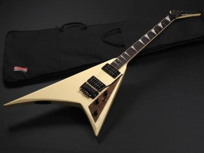 Guitarra Eléctrica FERNANDES JS-100 Blanca Hecha en Japón Años 80 Tipo RRV Cuerpo Sólido Foto 1 de 4