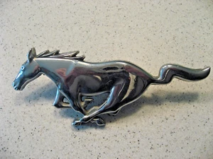 Vintage 1971 Ford Mustang Running Horse Grille Emblem D1ZB 8216 A - Picture 1 of 9