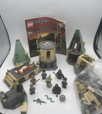 Lego Harry Potter Hogwarts Castle Retired Includes Minifigs, Manual  Incomplete - Image 1 of 4