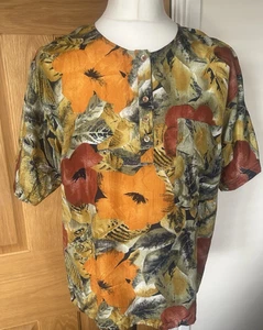 Vintage Women’s Silk Shirt Sleeve Very Light Multicoloured Blouse Size L (B9) - Picture 1 of 12