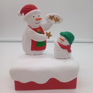 Hallmark Music And Motion "Time For Cookies" 2018 6''TX 4.25''L BASE 2''T - Picture 1 of 5