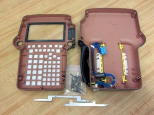 Fanuc A05B-2518-C370#SGL Pendelleuchte A05B2518C370SGL nur Enc./gesprungenes Display - Bild 1 von 12