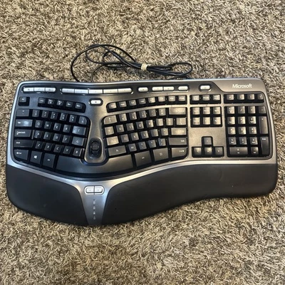 Microsoft Natural Ergonomic Keyboard 4000 v1.0 KU-0462 USB Wired Tested Working - Image 1 of 4