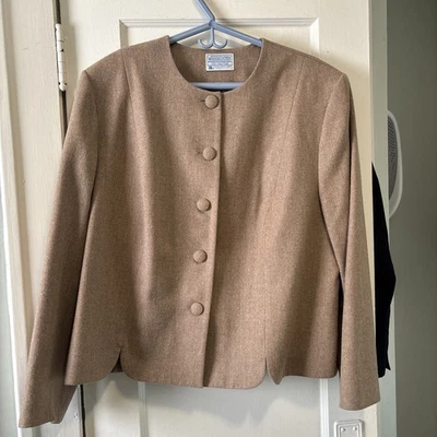 Vintage Pendleton Women’s Blazer Jacket Size 22W Light Brown 100% Wool - Image 1 of 4