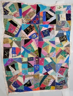 Antiguo Edredón Loco Terciopelo Satinado Bordado Puntadas Búho Flores Pájaros Foto 1 de 4