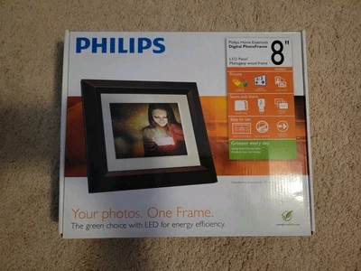 NEW - Philips Home Essentials Digital Photo Mahogany Frame 8" LED Panel - Image 1 of 4