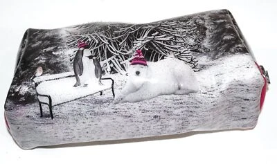 De colección Ted Baker Bolso de Navidad Pingüino Oso Polar con Sombreros de Papá Noel Vinilo Cremallera LINDO Foto 1 de 4