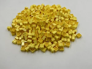 LEGO Pack of 100x New Bright Light Yellow Brick 2 x 2 BULK BRICKS - Picture 1 of 5