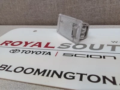 Toyota Sienna 11 - 15 Interior  Light Lamp Genuine OEM OE   - Image 1 of 4