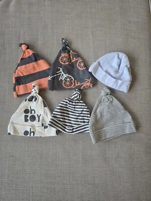 Gerber Baby Boy Hats. New Born. Lot Of 6 - Image 1 of 2