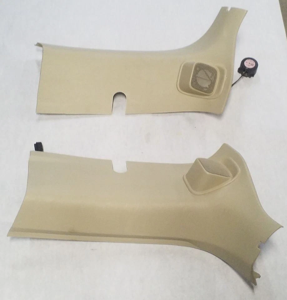 Juego de molduras de pilar D superior tostado con altavoces | Se adapta a Ford Expedition 15 16 17 Foto 1 de 4