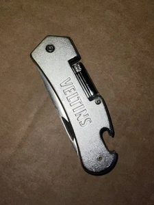 Veltins Messer Mit Taschenlampe Und Kronkorken Öffner - Bild 1 von 4