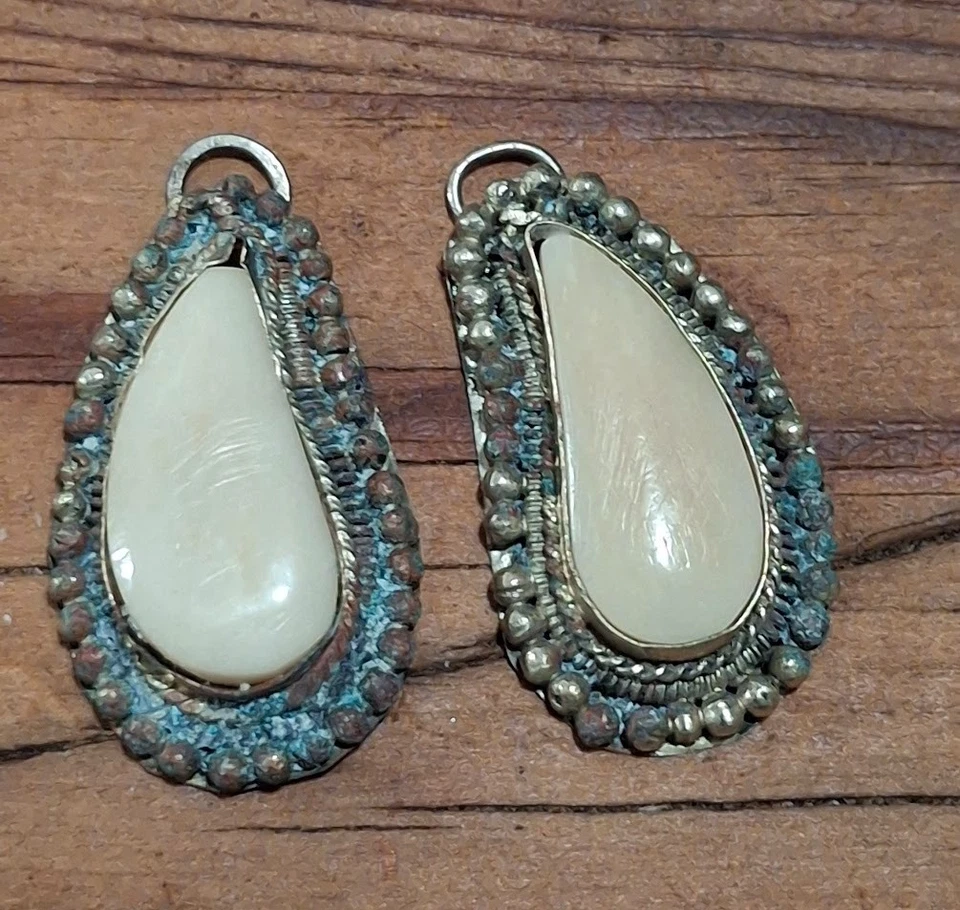 Pátina de hueso de camello en forma de cachemir latón 1,5 pulgadas hágalo usted mismo piezas vintage hallazgo de joyas Foto 1 de 4