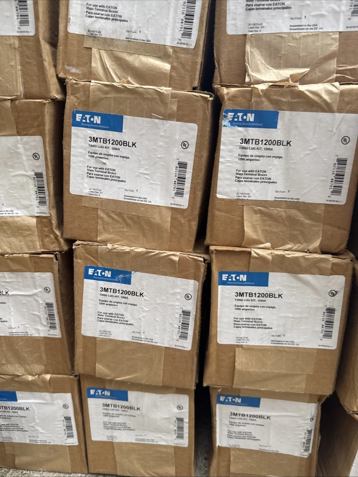 CUTLER HAMMER 3MTB1200BLK LUG KIT 1200AMP Novo Na Caixa Quantidade - Imagem 1 de 1