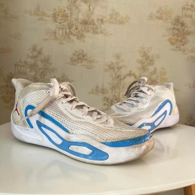 Air Jordan Tatum 1 “St Louis” Talla US 7Y Juvenil Foto 1 de 4