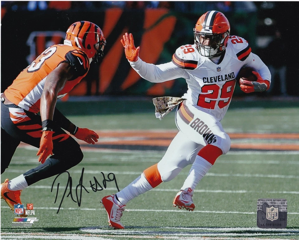DUKE JOHNSON  CLEVELAND BROWNS   ACTION SIGNED 8x10 - Image 1 of 1