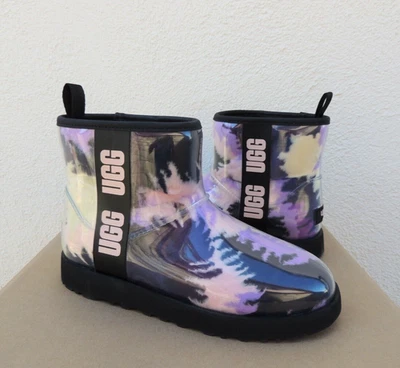 Botas de lluvia UGG CLÁSICAS TRANSPARENTES MINI TIE DYE IMPERMEABLES DE LANA DE OVEJA, US 6/ EUR 37 NUEVAS EN CAJA Foto 1 de 4