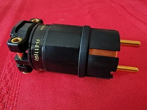Furutech Schuko F1-E11 (G) vergoldet europäischer Netzstecker neuwertig - Bild 1 von 8